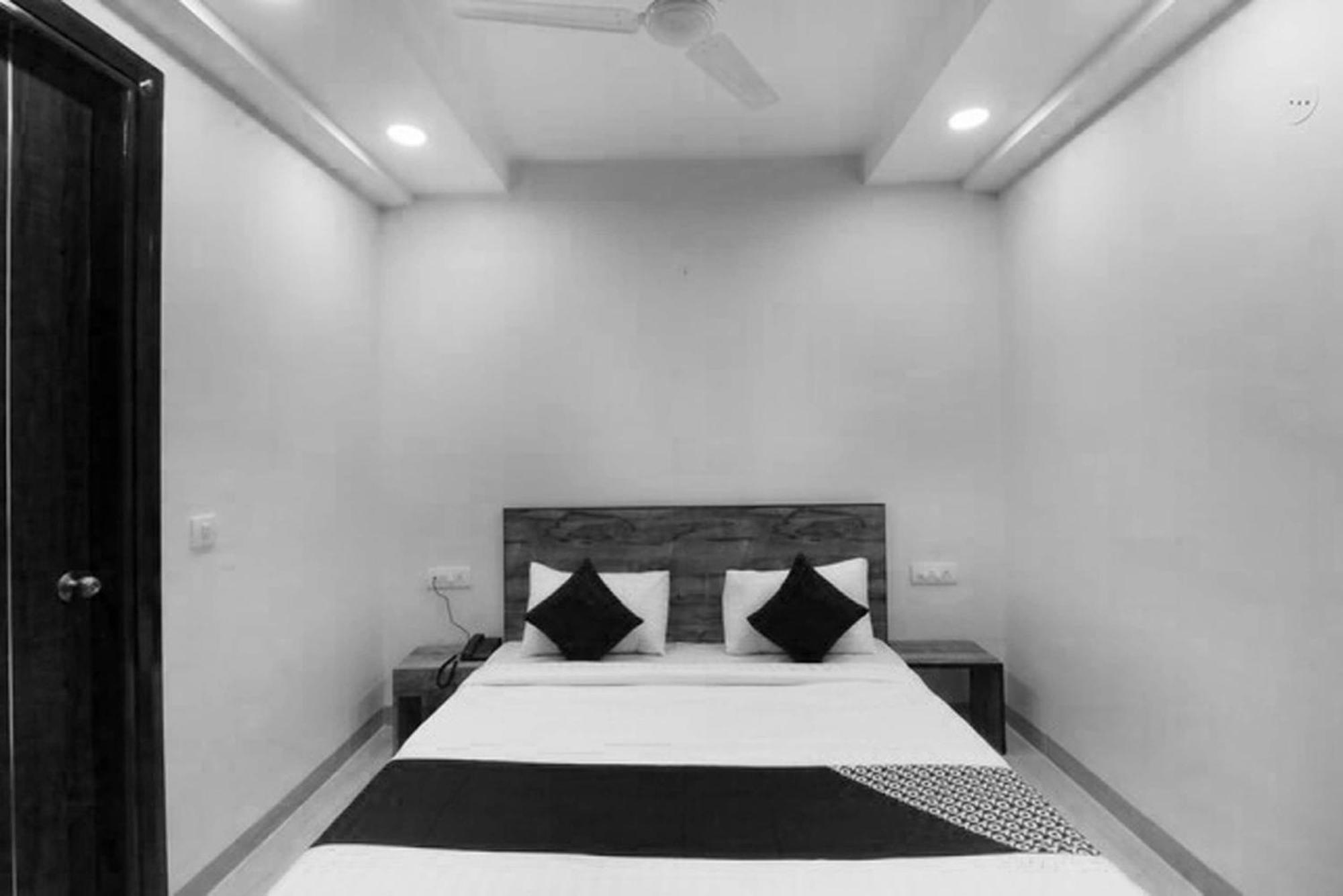 Super Hotel O Comfort Residency Near Artemis Hospital Gurgaon Extérieur photo