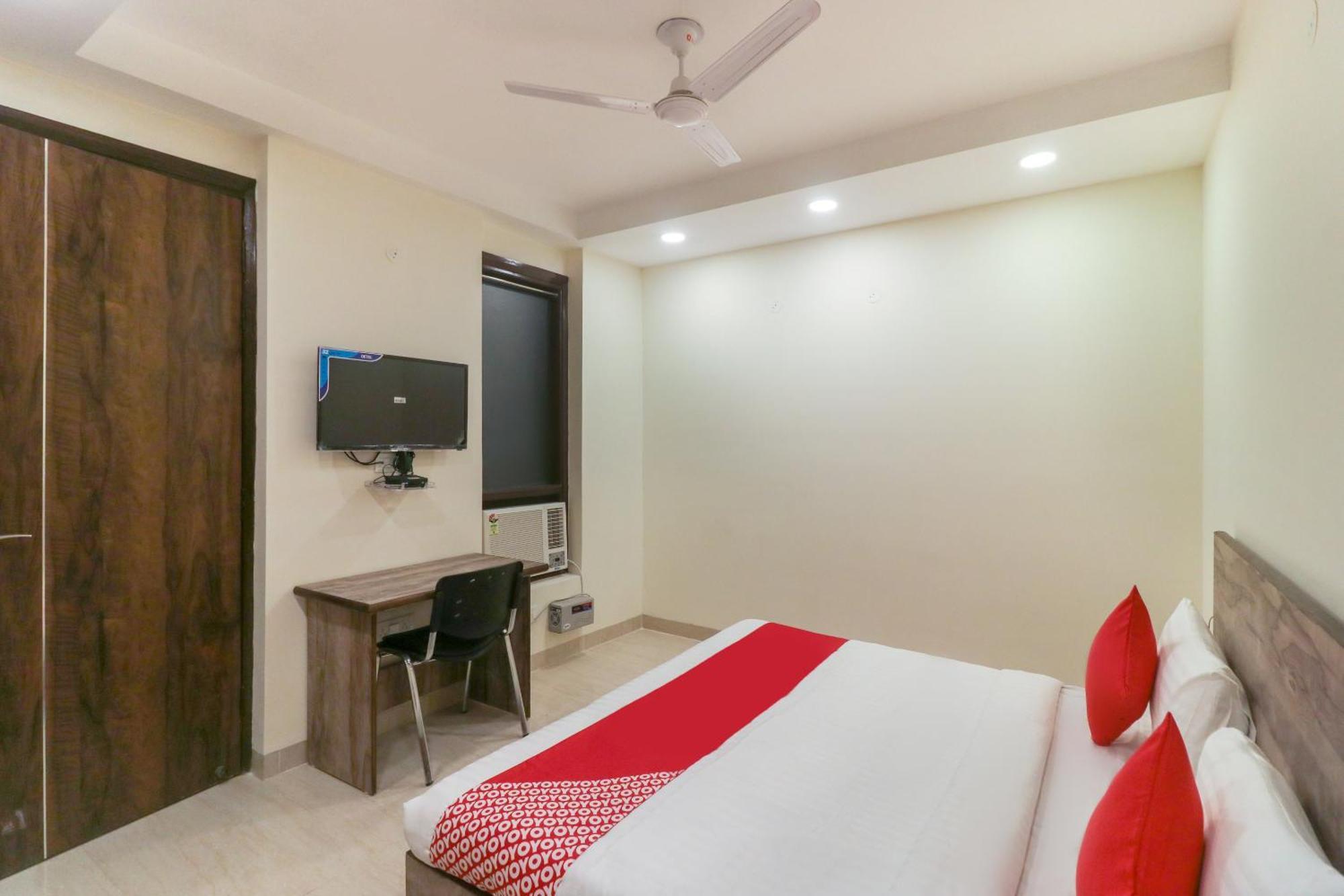 Super Hotel O Comfort Residency Near Artemis Hospital Gurgaon Extérieur photo