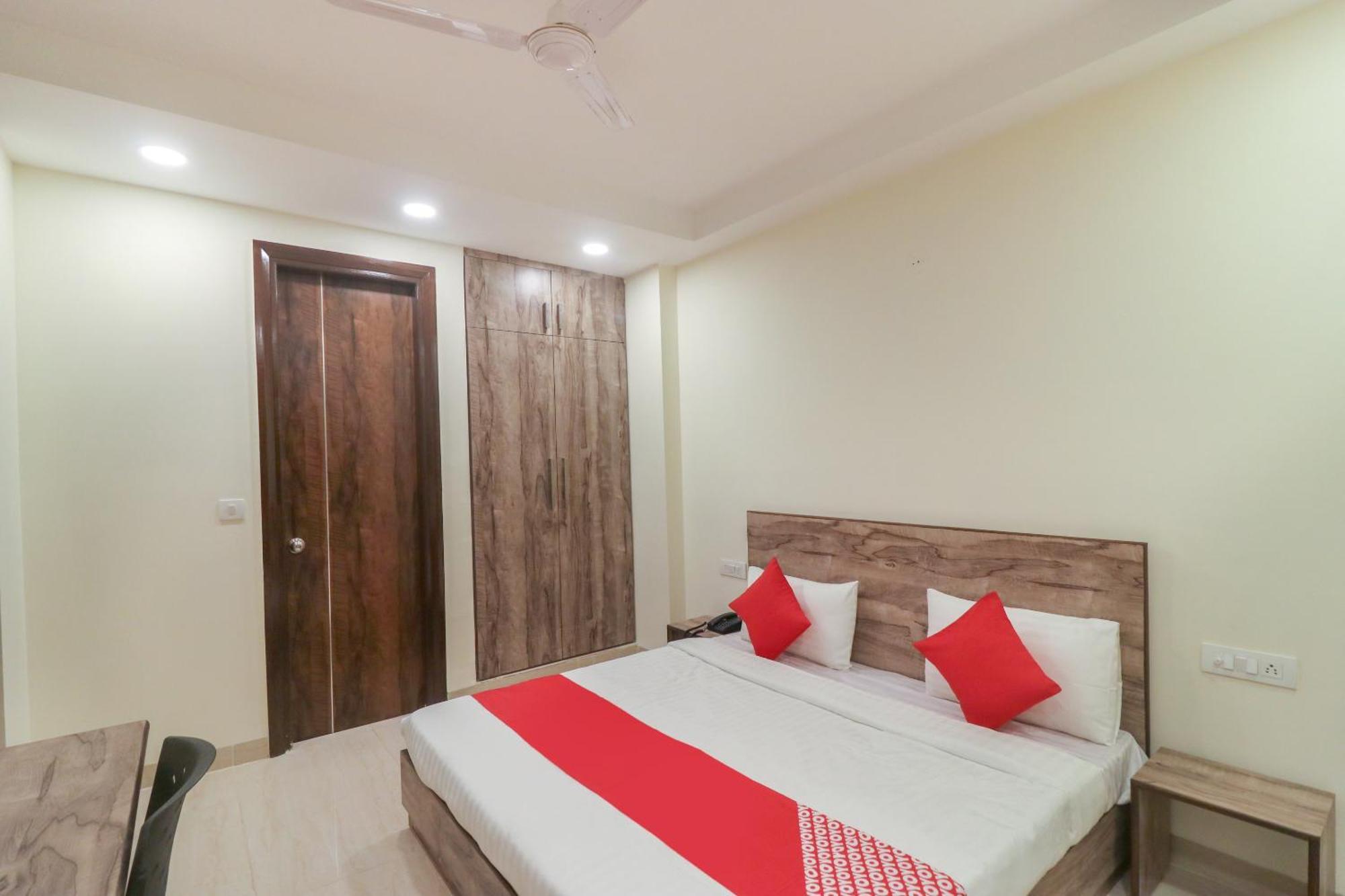 Super Hotel O Comfort Residency Near Artemis Hospital Gurgaon Extérieur photo