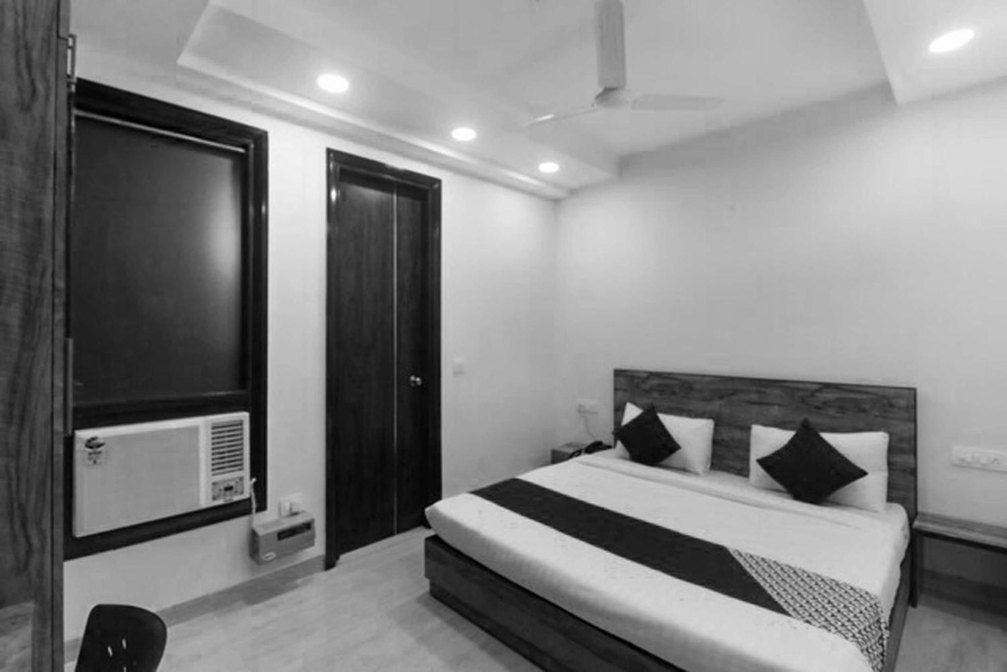 Super Hotel O Comfort Residency Near Artemis Hospital Gurgaon Extérieur photo