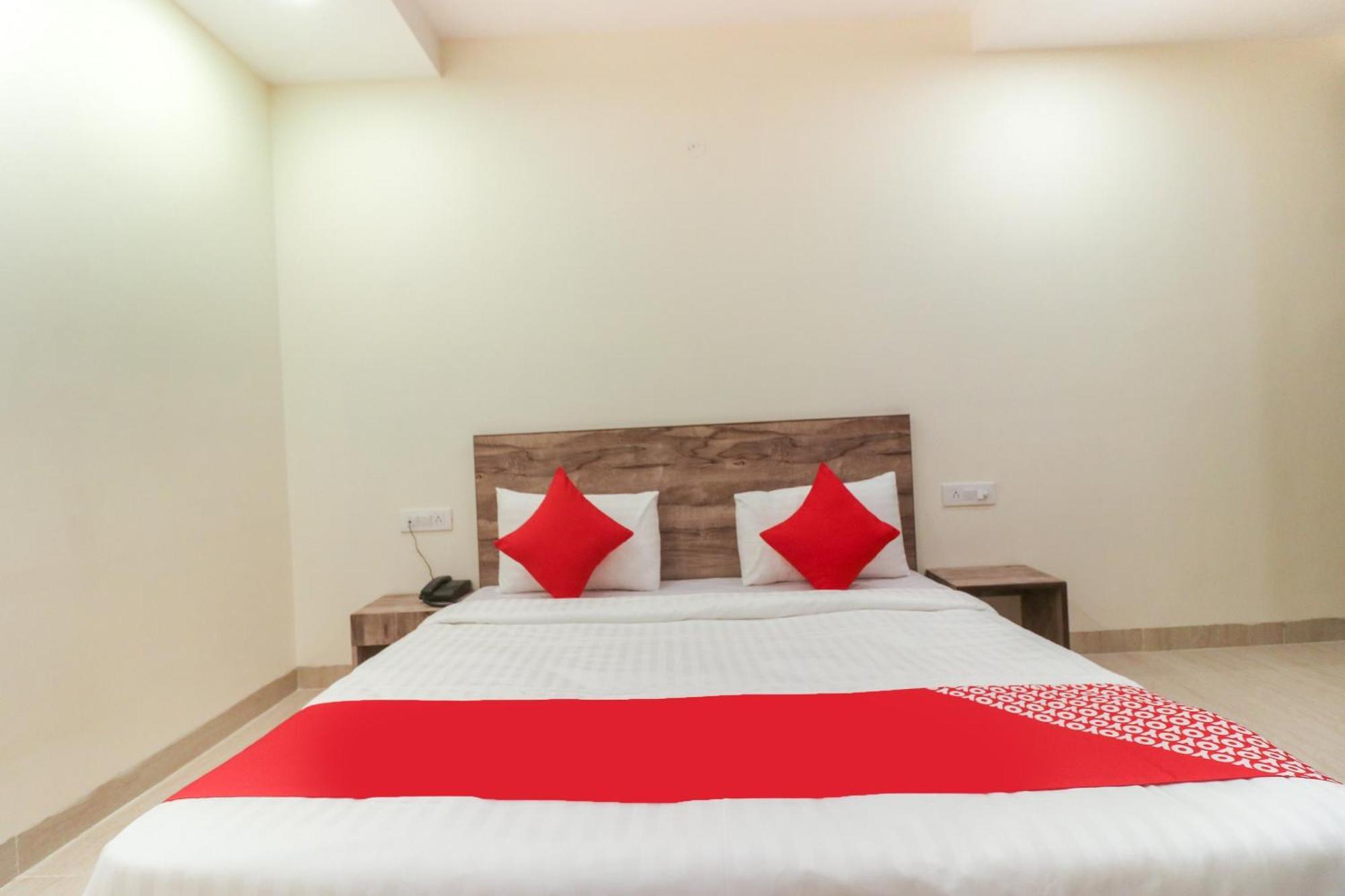 Super Hotel O Comfort Residency Near Artemis Hospital Gurgaon Extérieur photo
