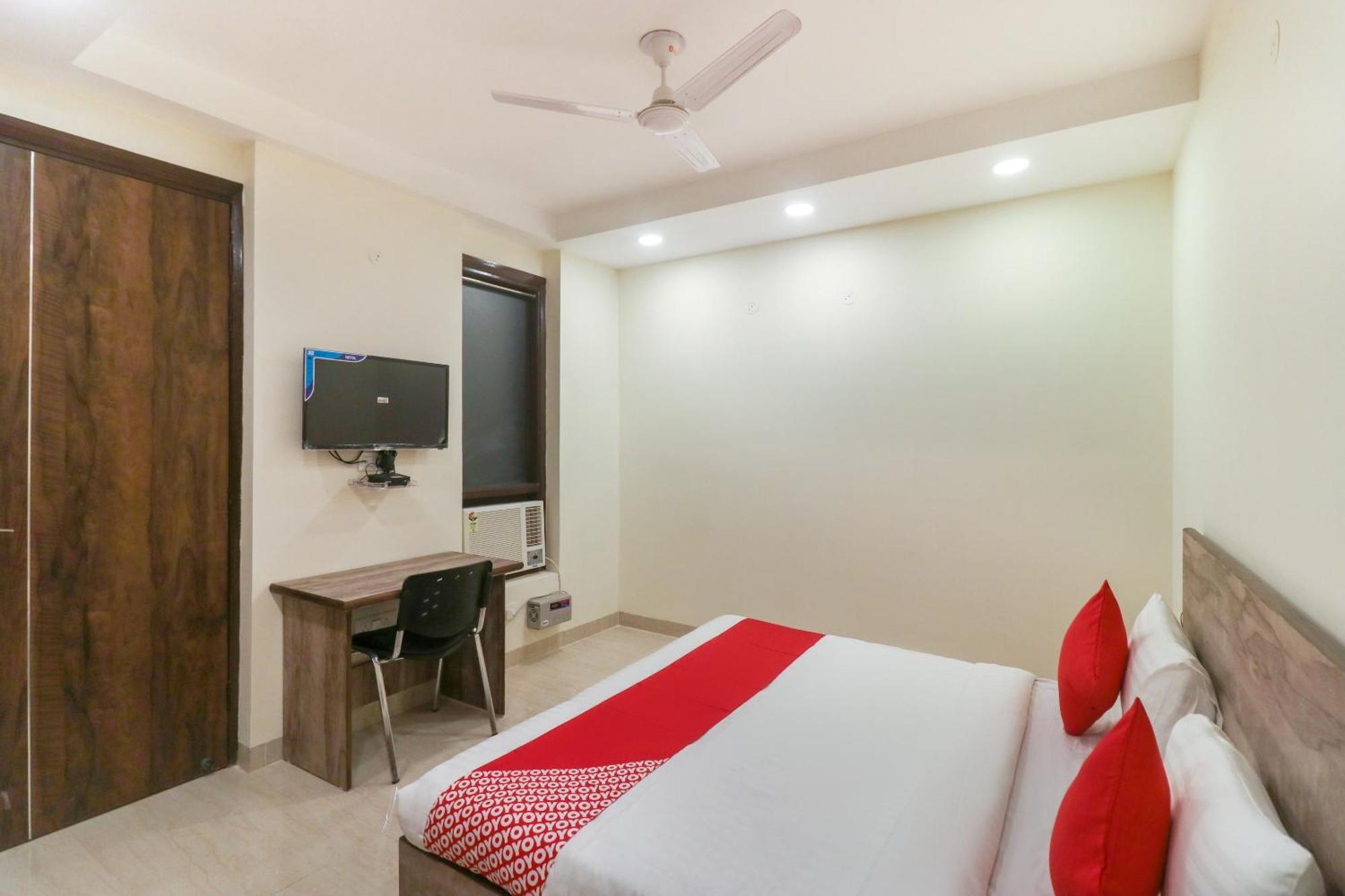 Super Hotel O Comfort Residency Near Artemis Hospital Gurgaon Extérieur photo
